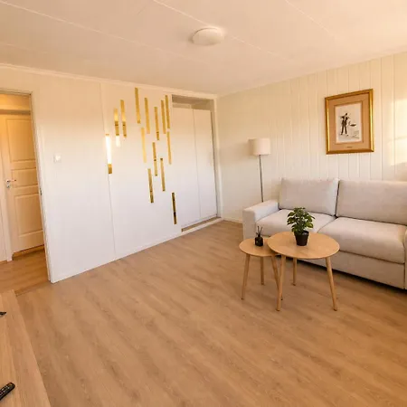 Apartamento Comfortable Sleeps 4 D Near Center